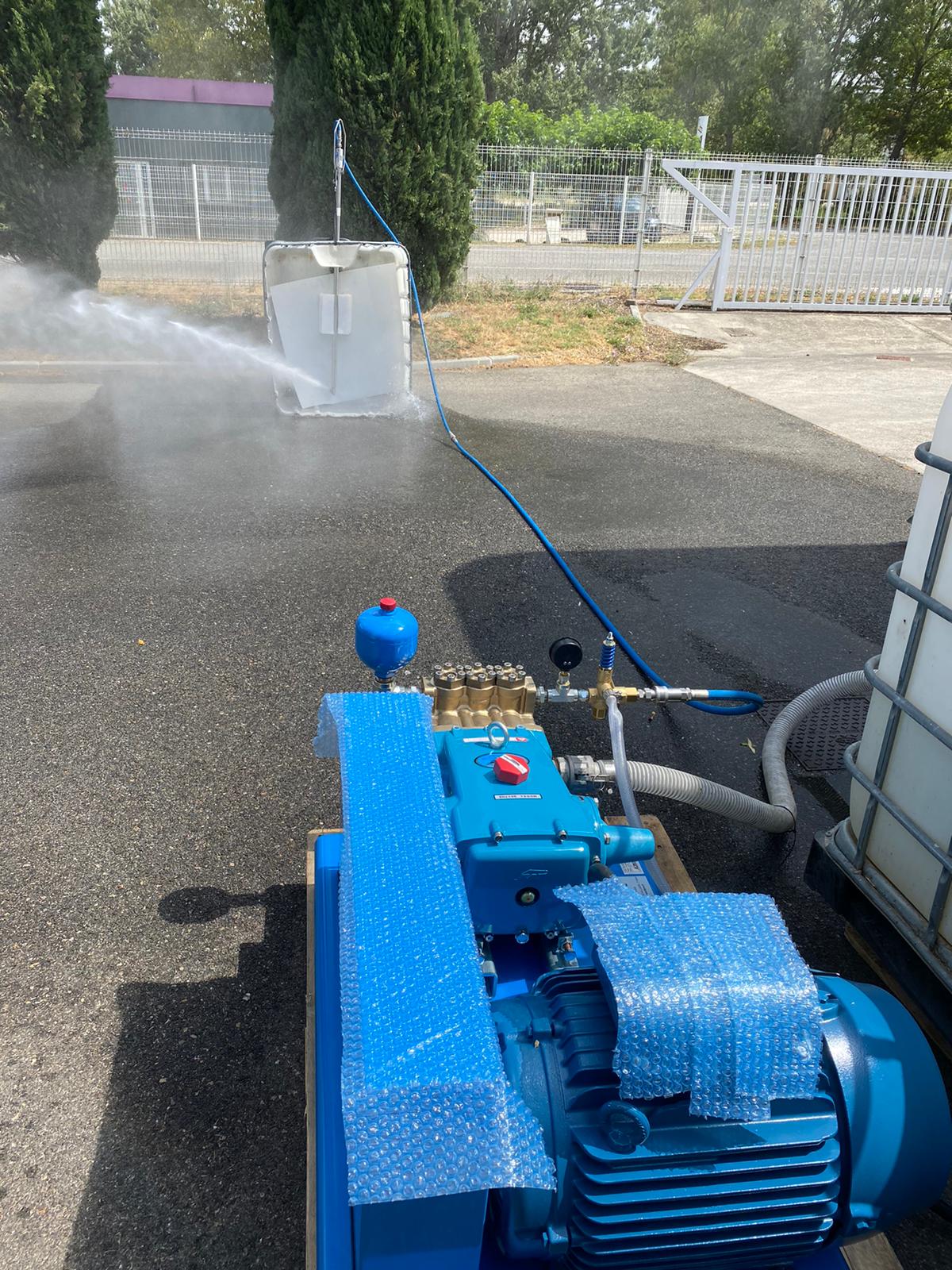 Lavage haute pression pour cuve de préparation avec buse rotative