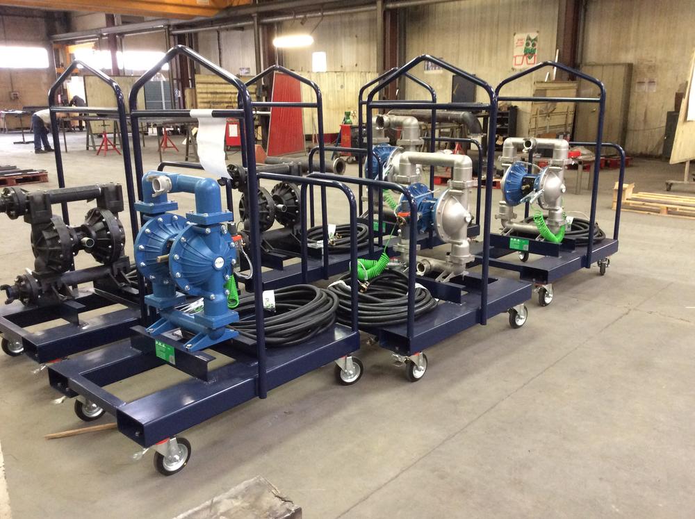 Air operated double diaphragm pumps for the industry - Pompes à membranes sur chariot