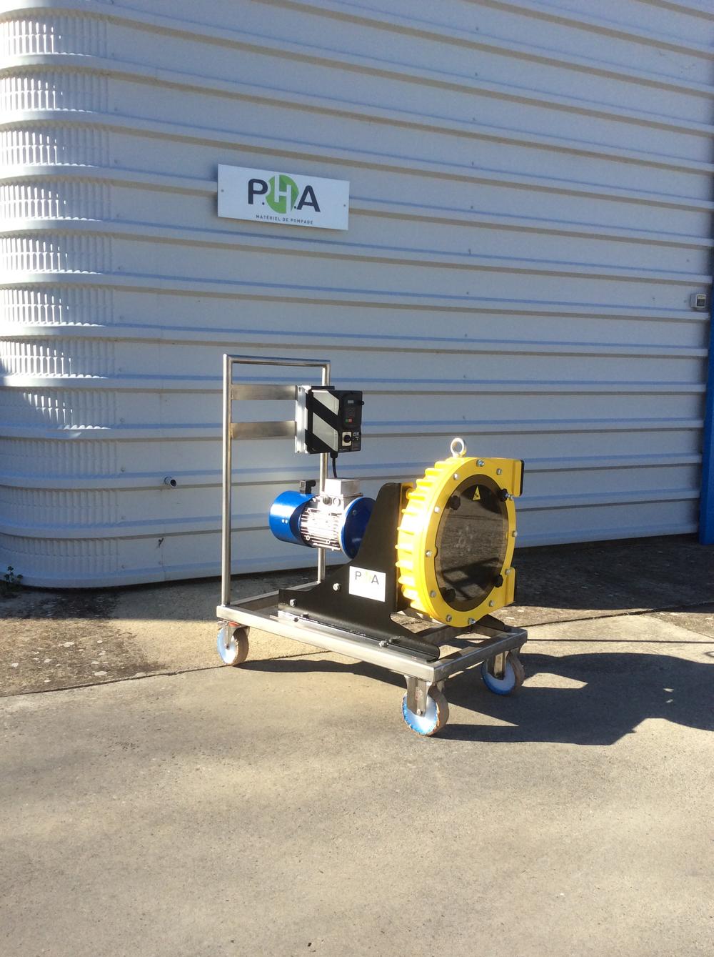FMP30 peristaltic pump with stainless steel trolley and inverter - Pompe péristaltique FMP30 sur chariot inox