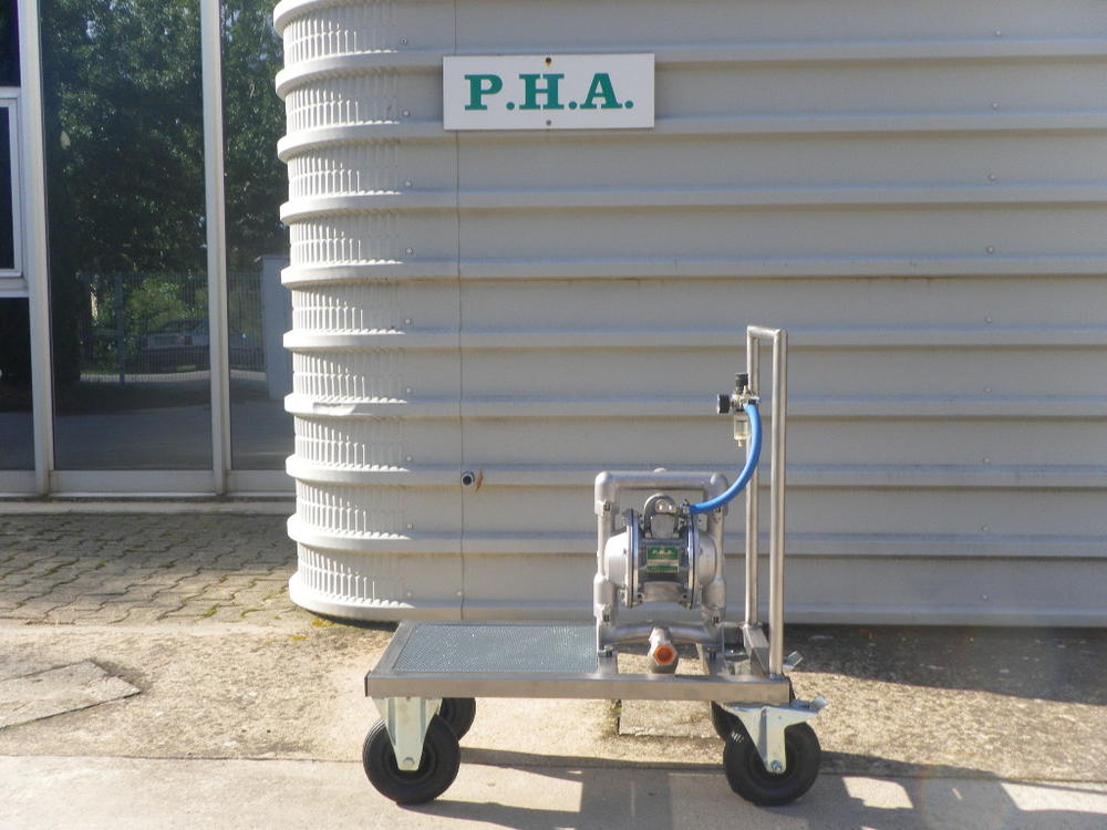 Air operated diaphragm pump on trolley - INOX 316 / PTFE - Pompe pneumatique à membranes montée sur chariot - Construction complète en acier inox 316