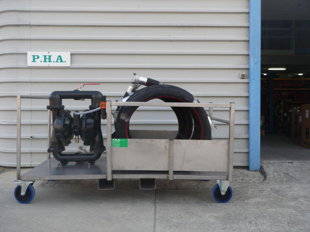 AIR OPERATED DIAPHRAGM PUMP ON TROLLEY WITH HOSES - E3 ALUMINIUM / BUNA - 